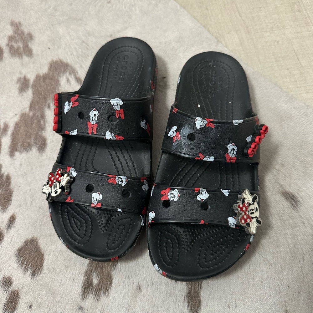 Minnie crocs